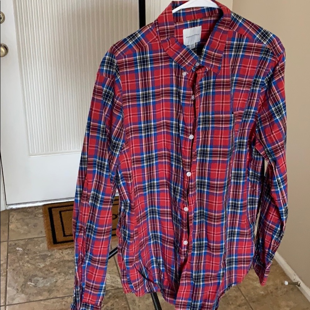 American Eagle Button Down